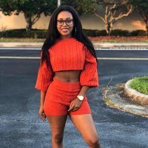 Meet your Posher, Jasmine